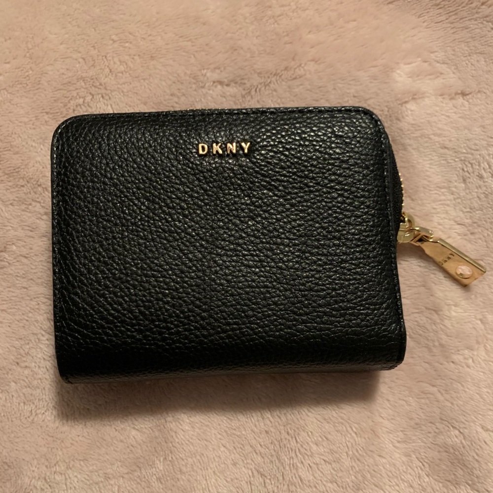 DKNY black coin/wallet